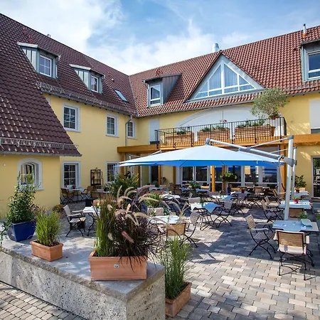 Hotel Crass Nieder-Olm (Rhineland-Palatinate)
