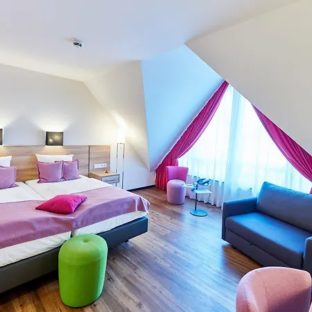 Hotel Crass 3*