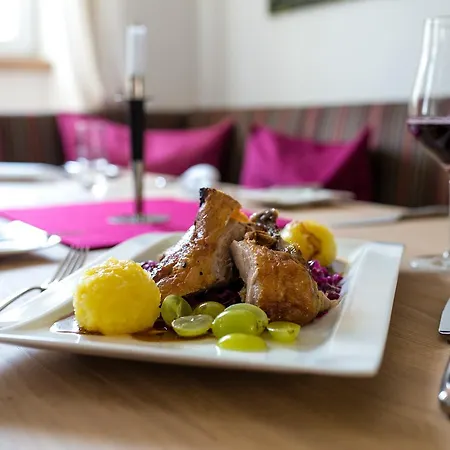 Hotel Crass Nieder-Olm (Rhineland-Palatinate)