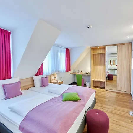 Hotel Crass Nieder-Olm (Rhineland-Palatinate)